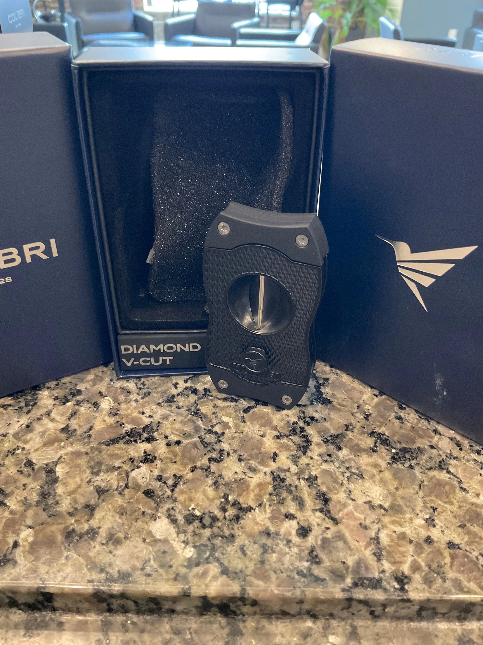 Colibri Quasar 2-n-1 Cigar Cutter Colibri