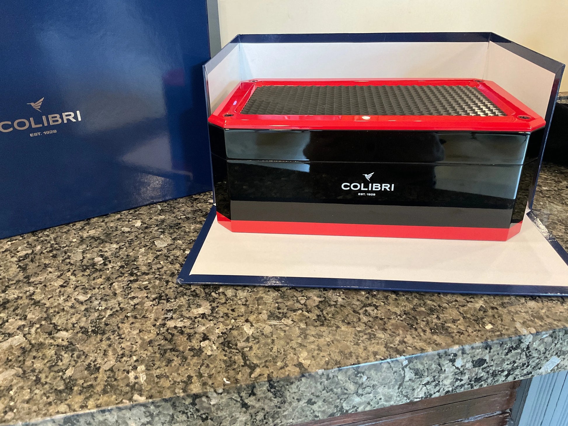 Colibri Quasar Desktop Rally Cigar Humidor Colibri